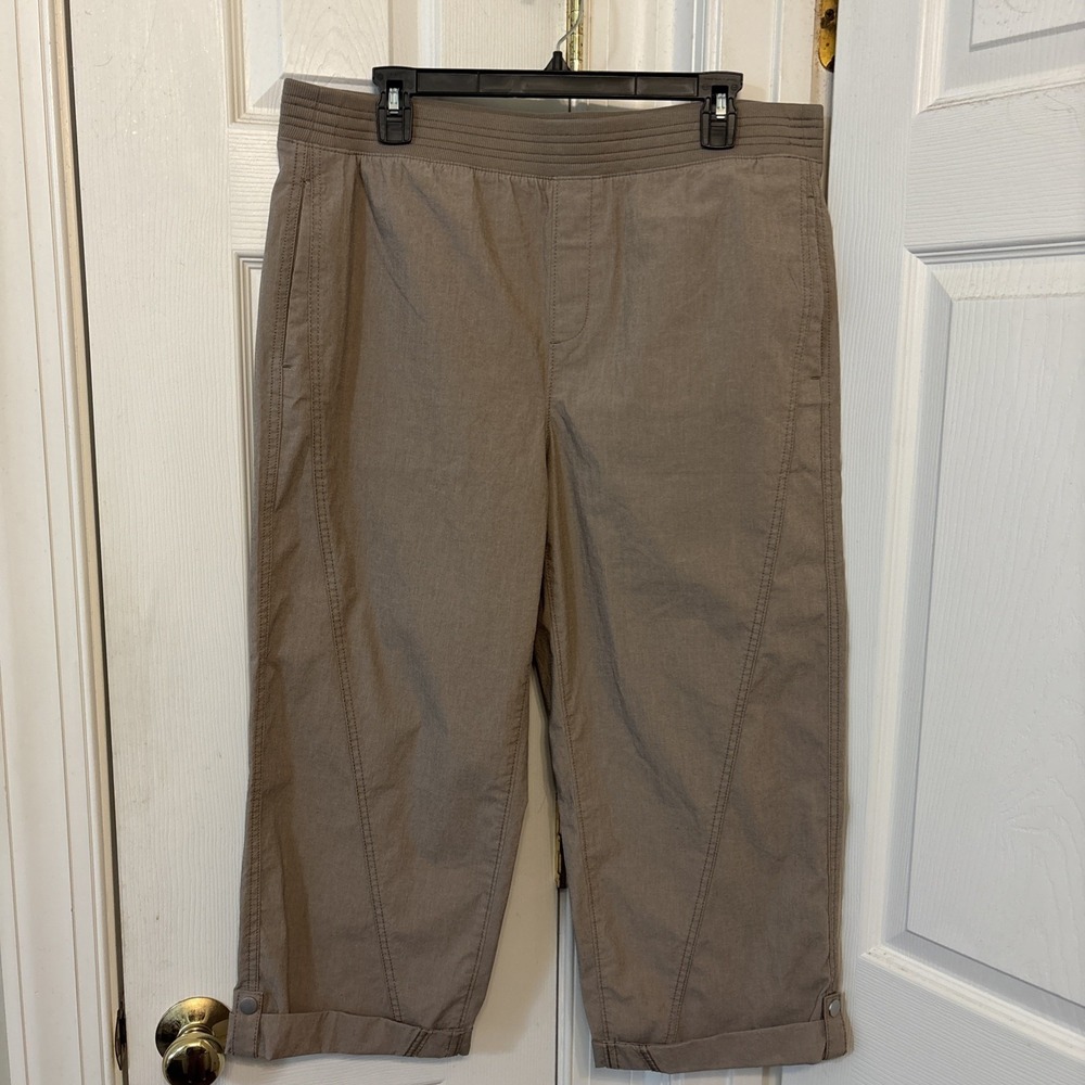 Chico's Women Taupe Cotton Capri Pants Pull On Cuffed Size 2 (12) Straight Leg